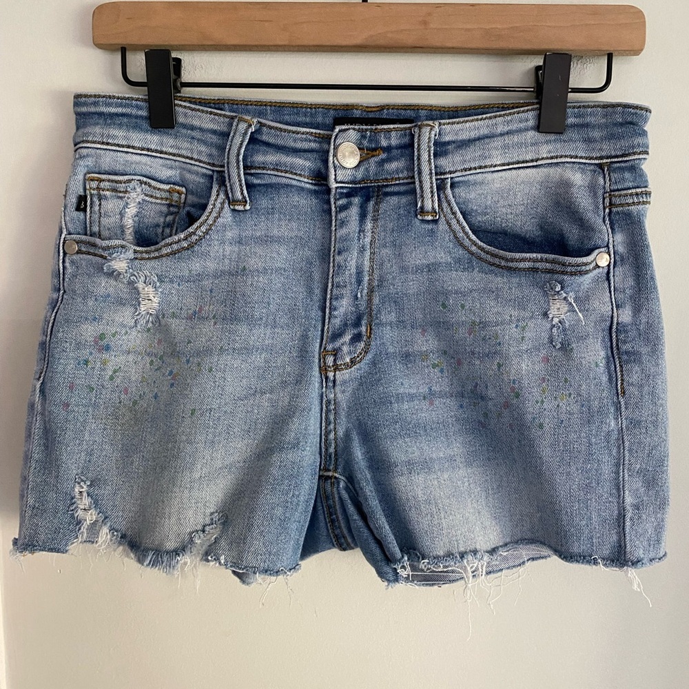 Judy Blue Speckled Distressed Shorts 7/28